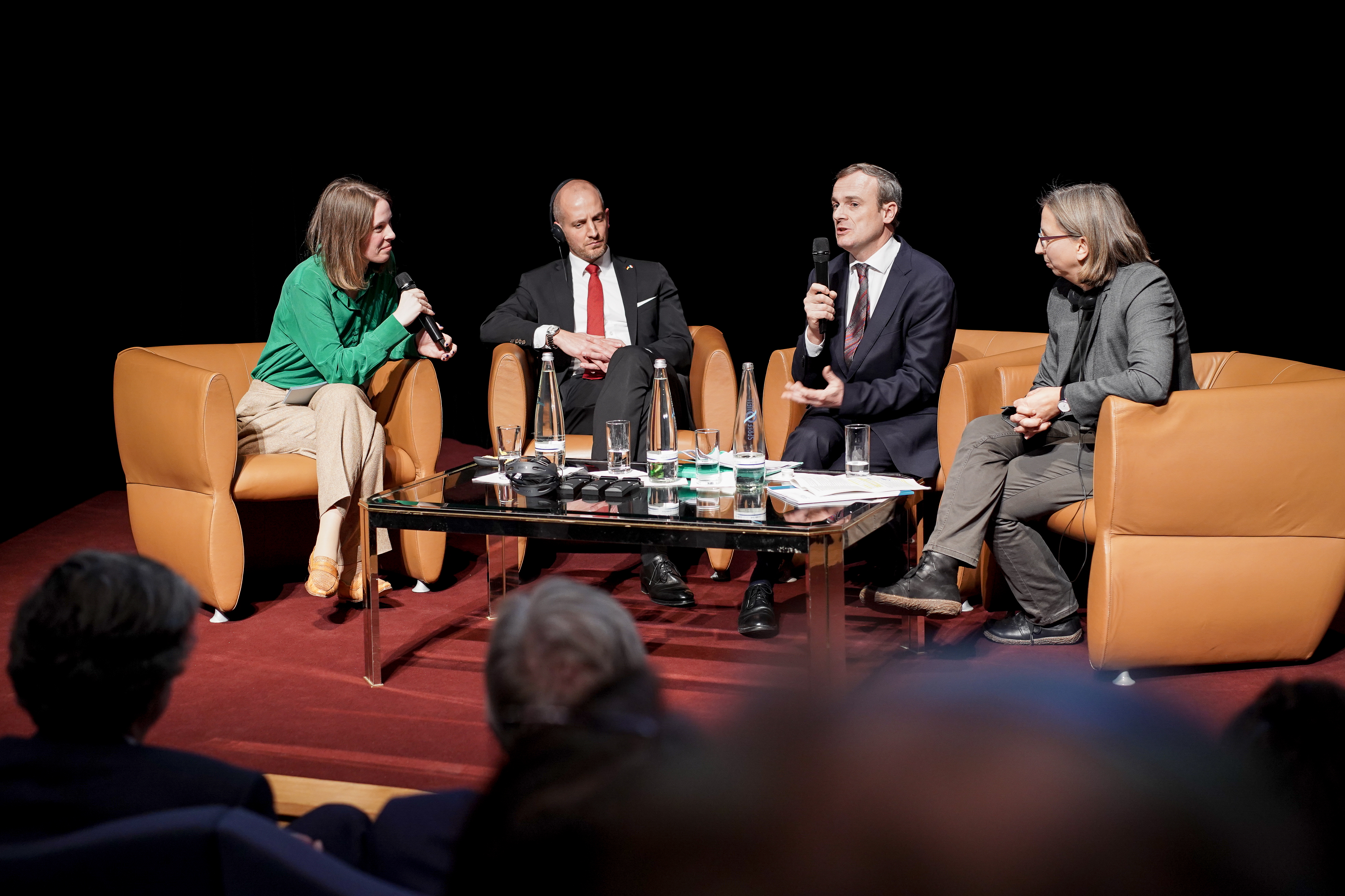 Podiumsdiskussion zwischen Lale Eckardt, Dominik Brasch, Philippe Voiry et Julia Hertin
